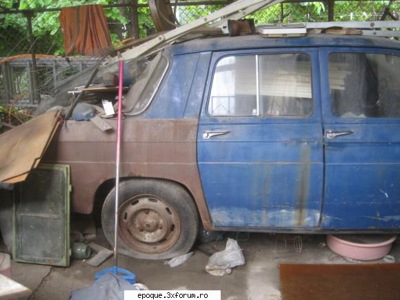 dacia 1100 lateral